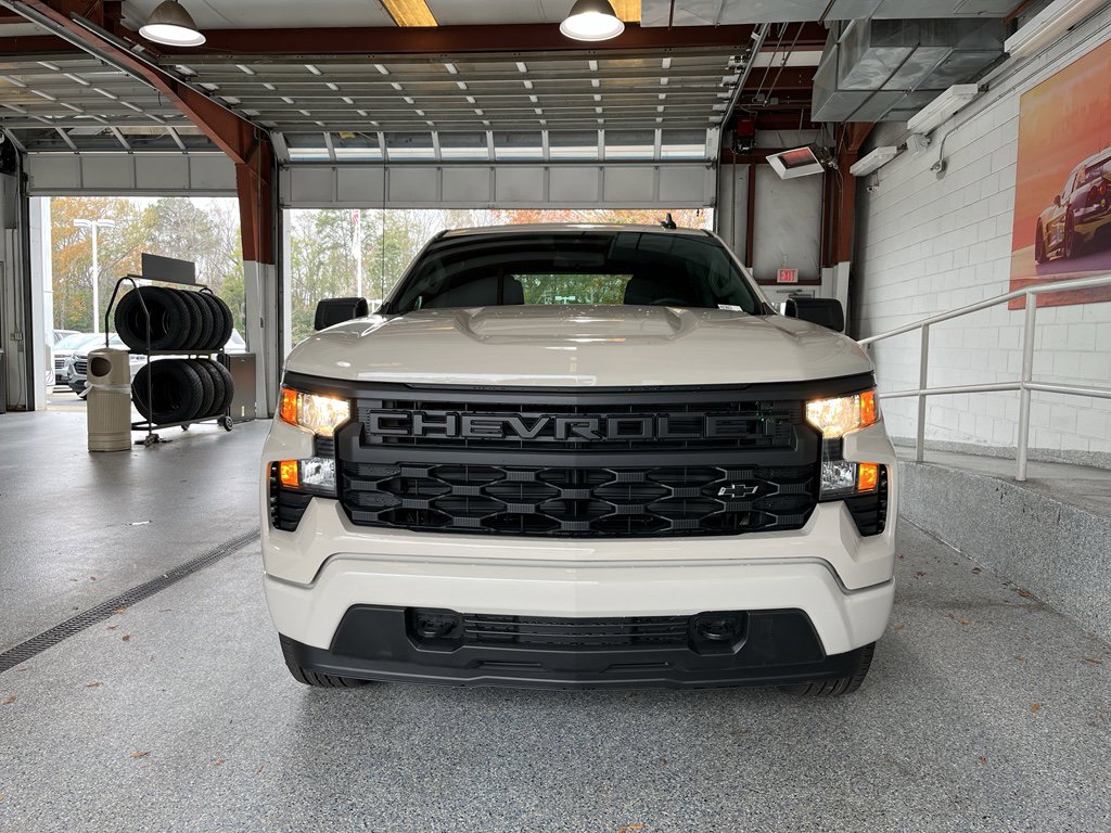 New 2026 Chevrolet Silverado 1500 Custom RWD image 2