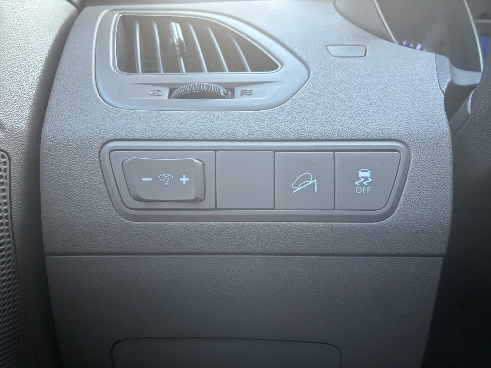 Used 2015 Hyundai Tucson SE image 21