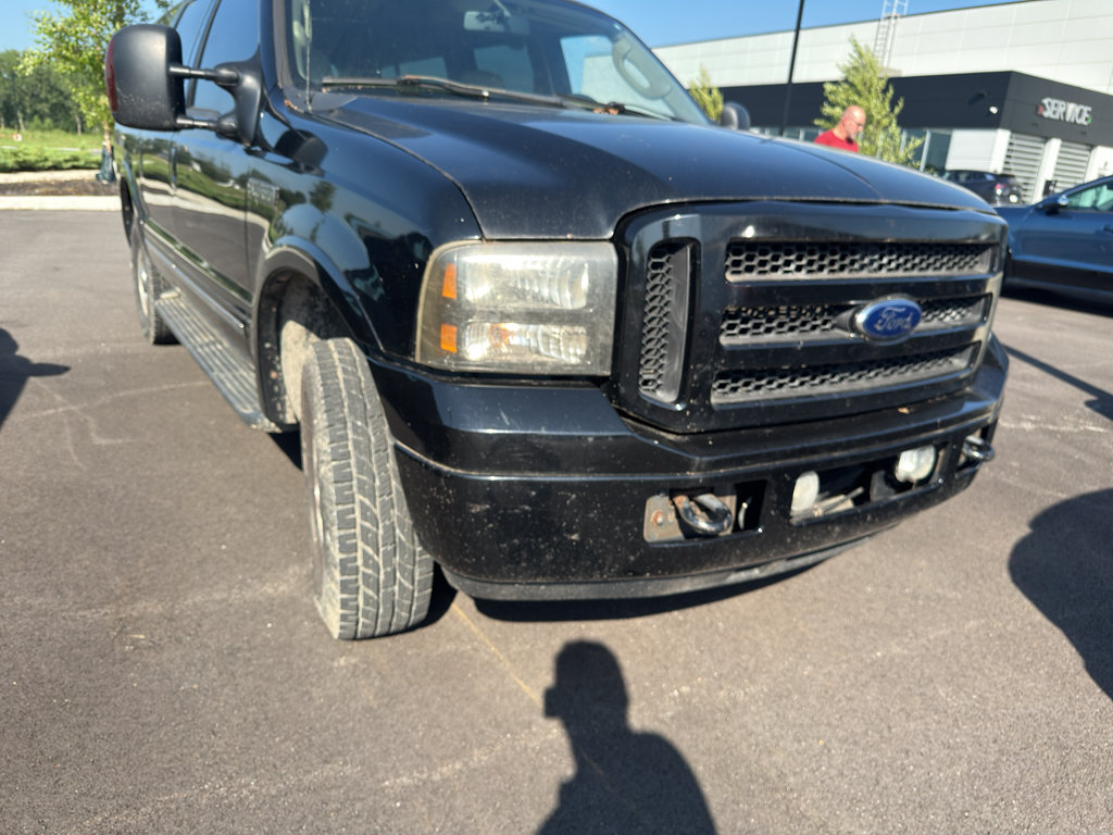 Used 2005 Ford Excursion Limited AWD/4WD image 4