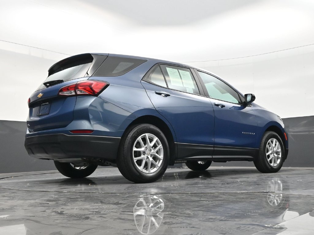 Used 2024 Chevrolet Equinox LS FWD image 21