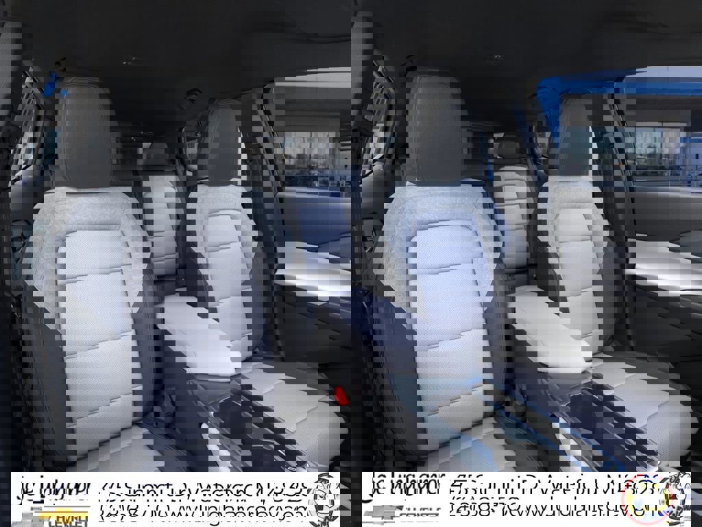 New 2026 Chevrolet Equinox EV LT image 17