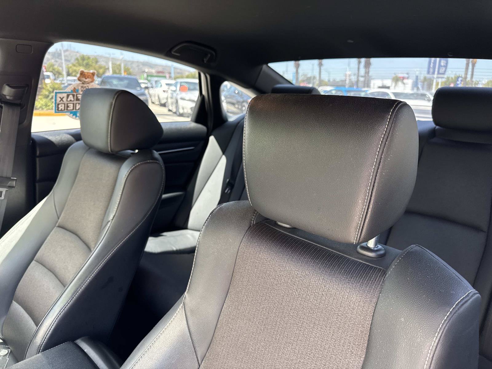 Used 2018 Honda Accord Sport image 15