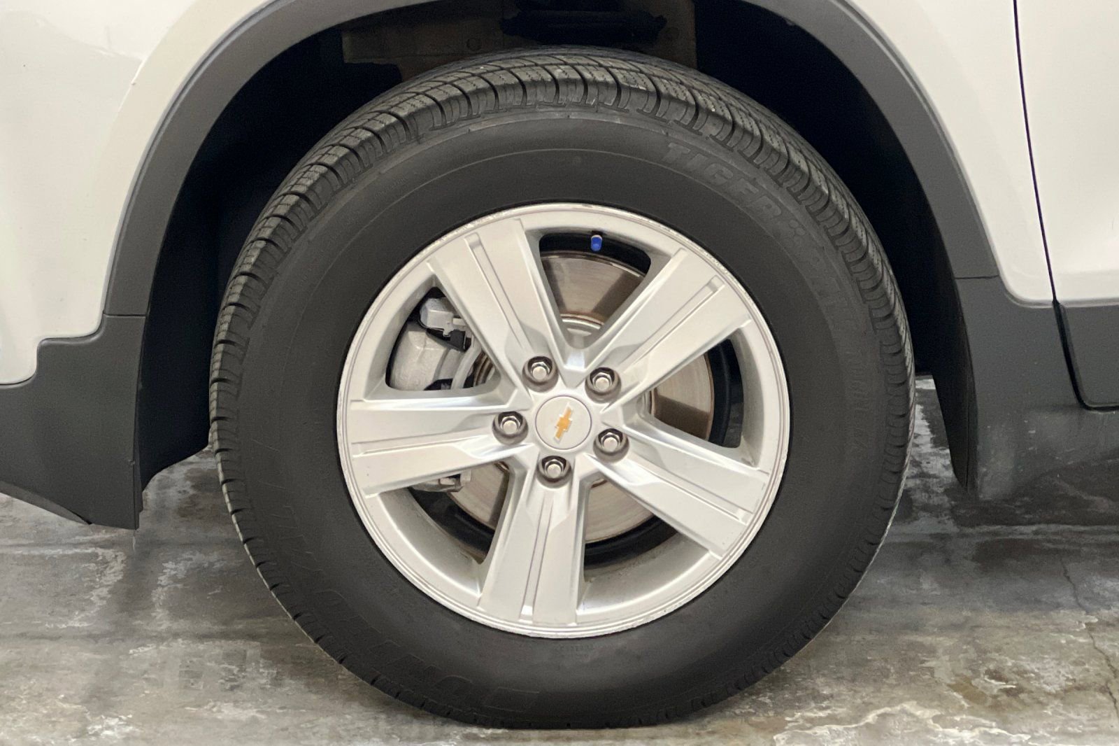 Used 2021 Chevrolet Trax LT image 34