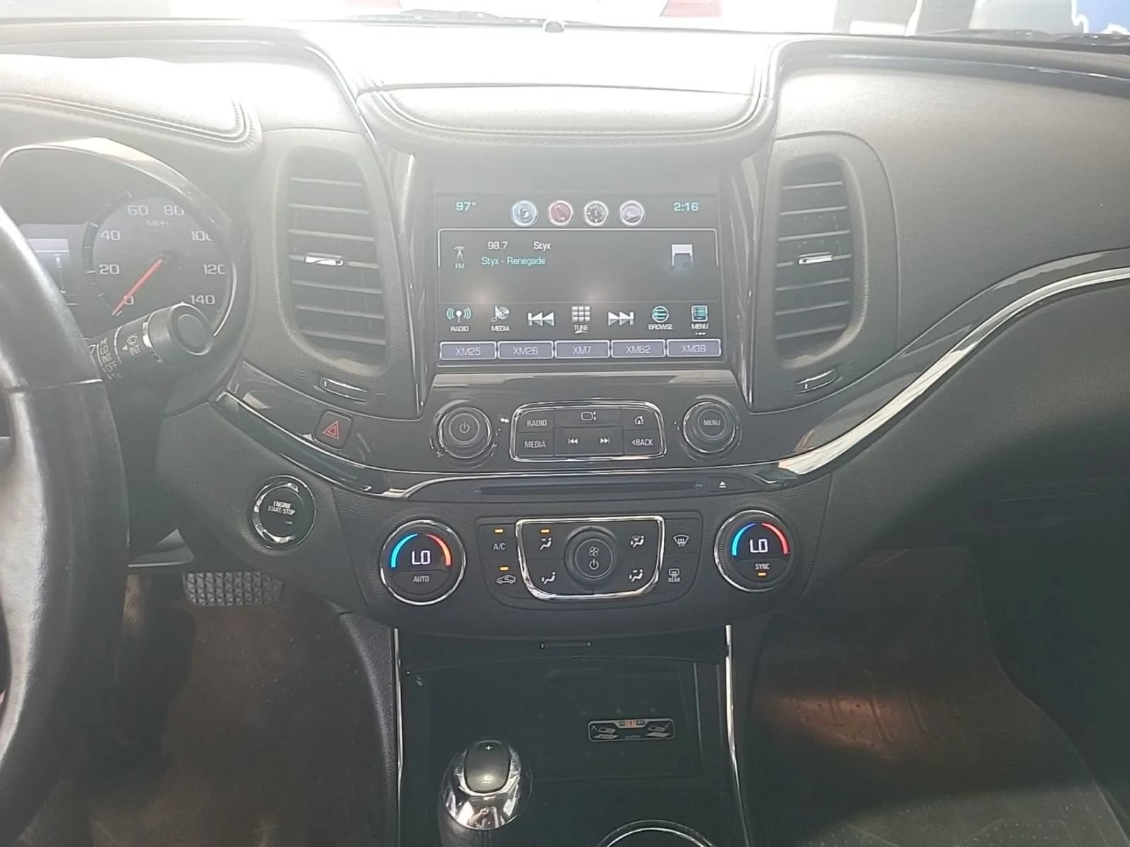 Used 2016 Chevrolet Impala LTZ w/ Enhanced Convenience Package FWD image 14