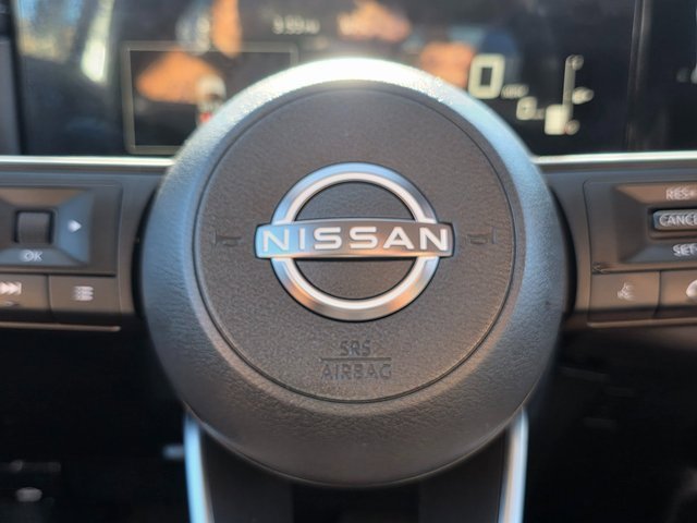 Used 2025 Nissan Kicks SV w/ Illumination Package image 26