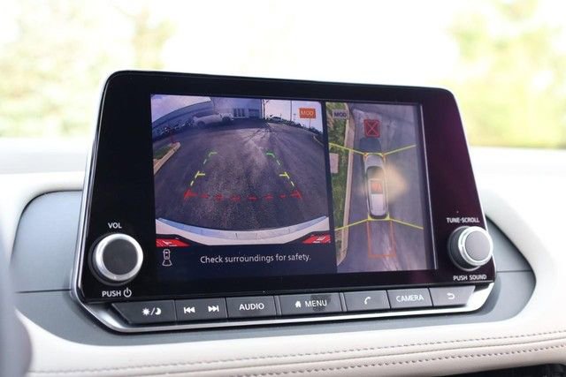 Certified 2023 Nissan Rogue SL image 16