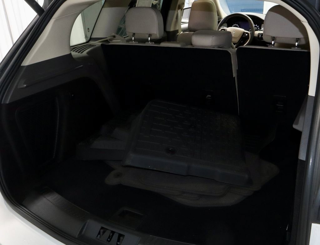 Used 2022 Lincoln Corsair Standard w/ Premium Package image 17