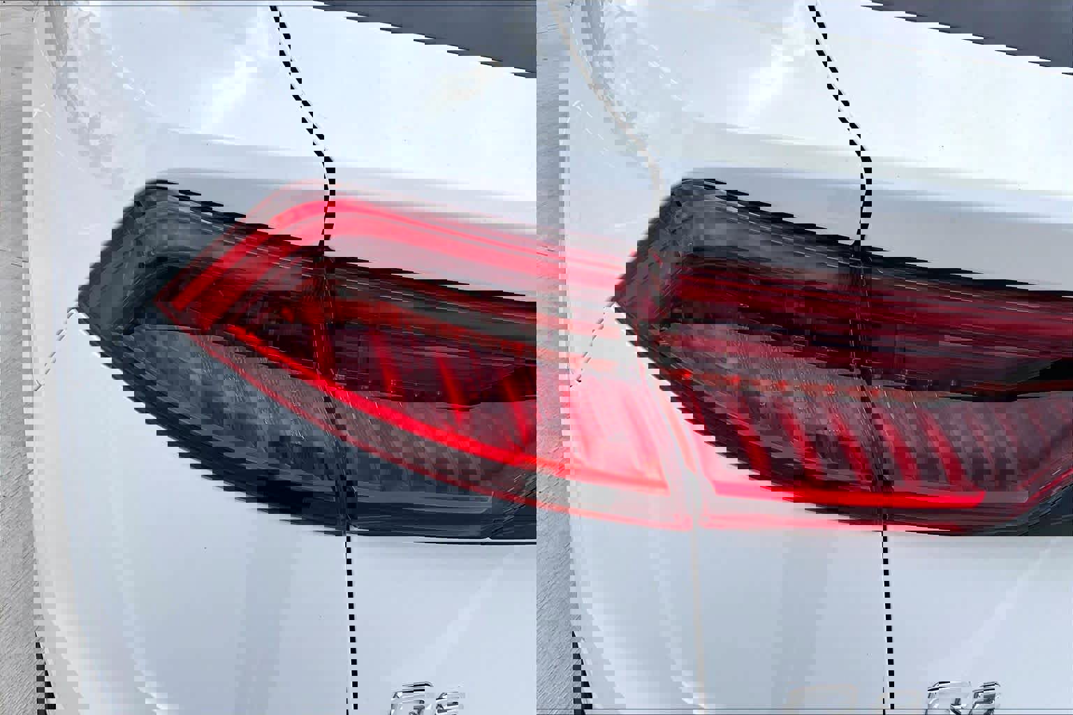 Used 2023 Audi Q8 Premium Plus w/ Premium Plus Package image 25