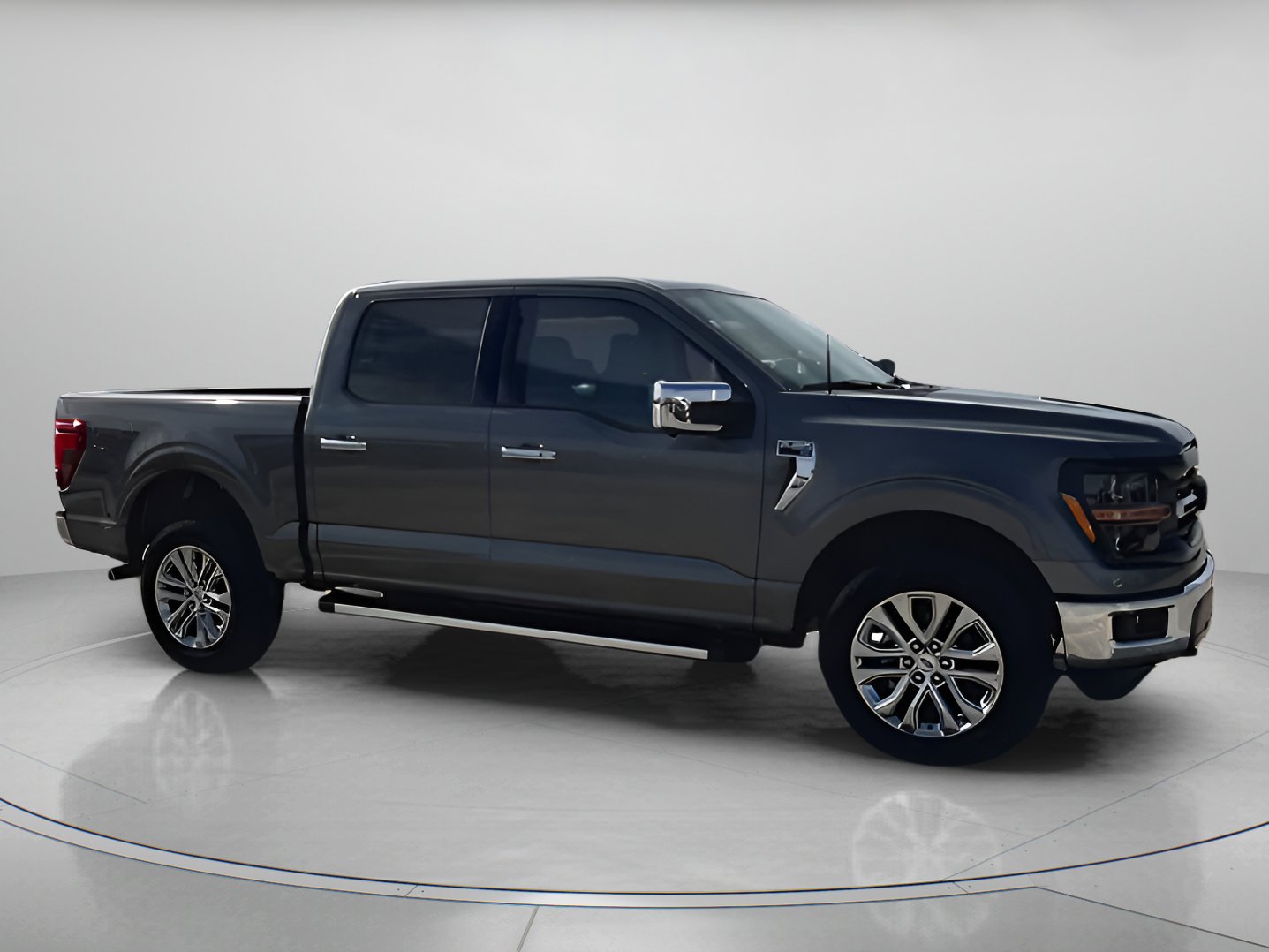 New 2025 Ford F150 XLT w/ Equipment Group 302A MID image 38