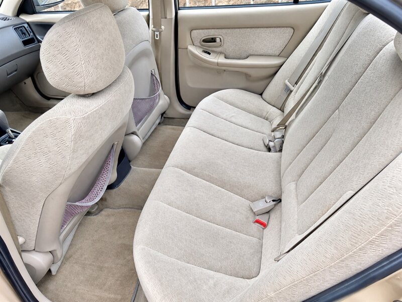 Used 2005 Hyundai Elantra GLS FWD image 10