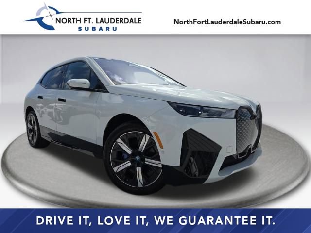 Used 2025 BMW iX xDrive50 w/ Sport Package video 1