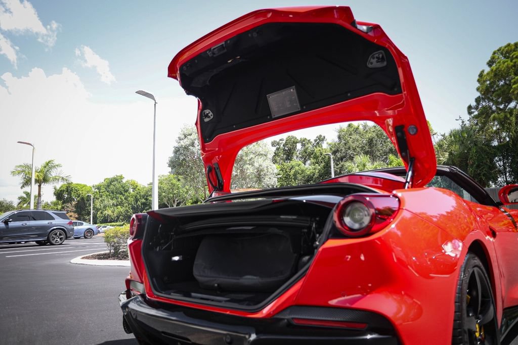 Used 2022 Ferrari Portofino M RWD image 20