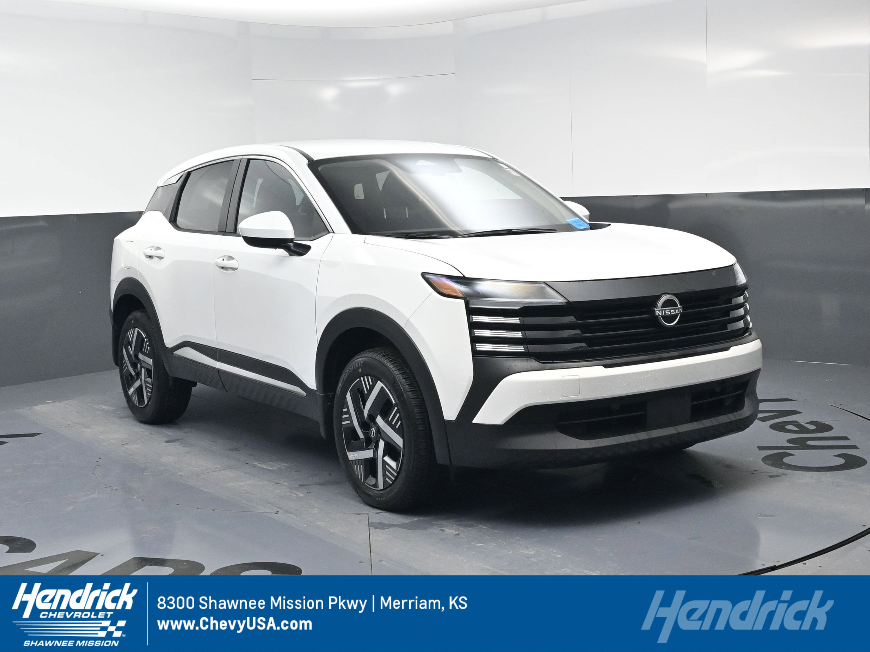 Used 2025 Nissan Kicks SV w/ Charging Package video 1