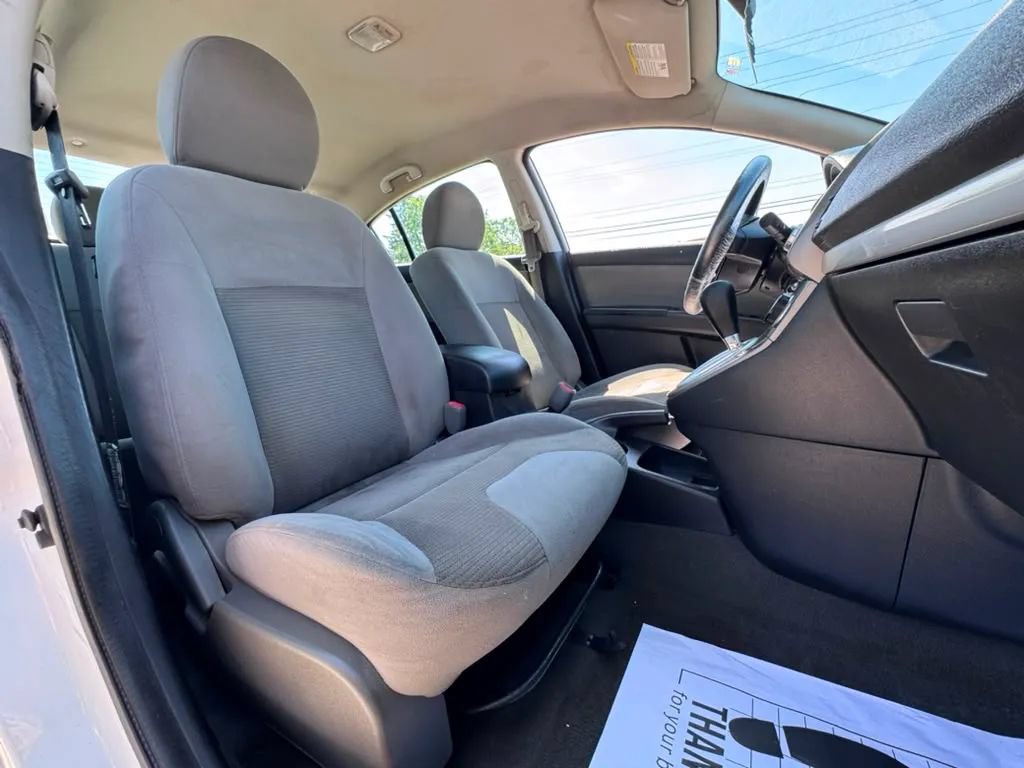 Used 2012 Nissan Sentra 2.0 SR w/ Convenience Pkg FWD image 11