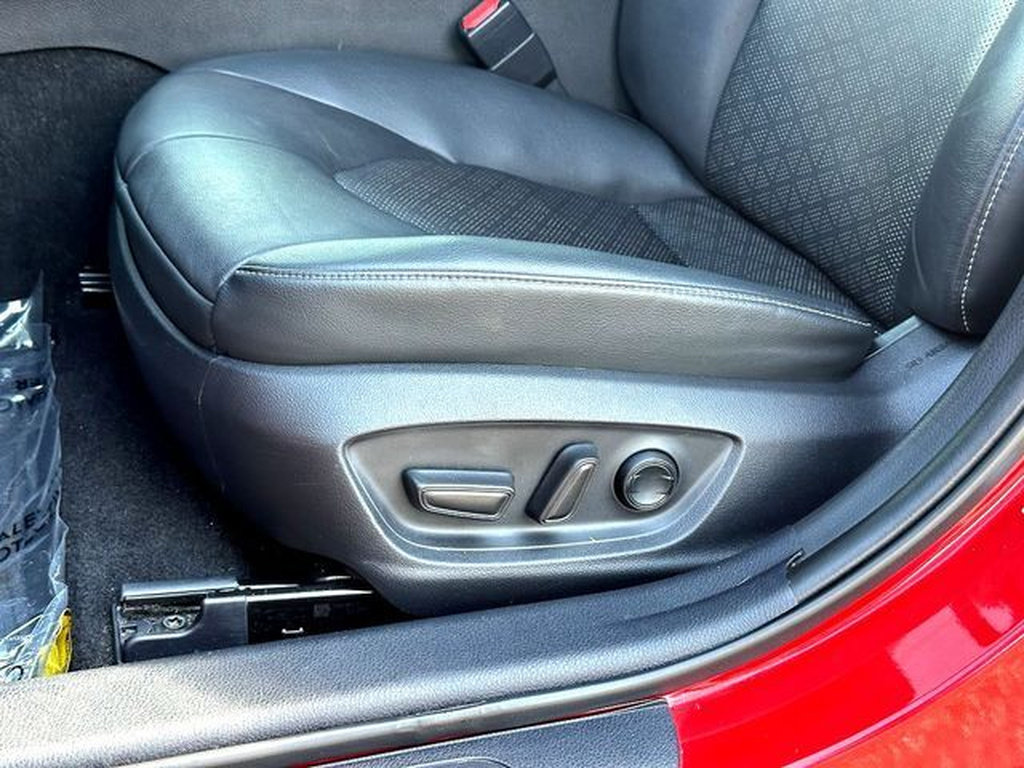 Certified 2022 Toyota Camry XSE FWD image 12