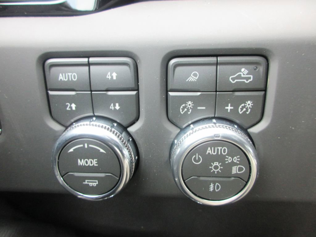 New 2026 GMC Sierra 2500 AT4X image 17