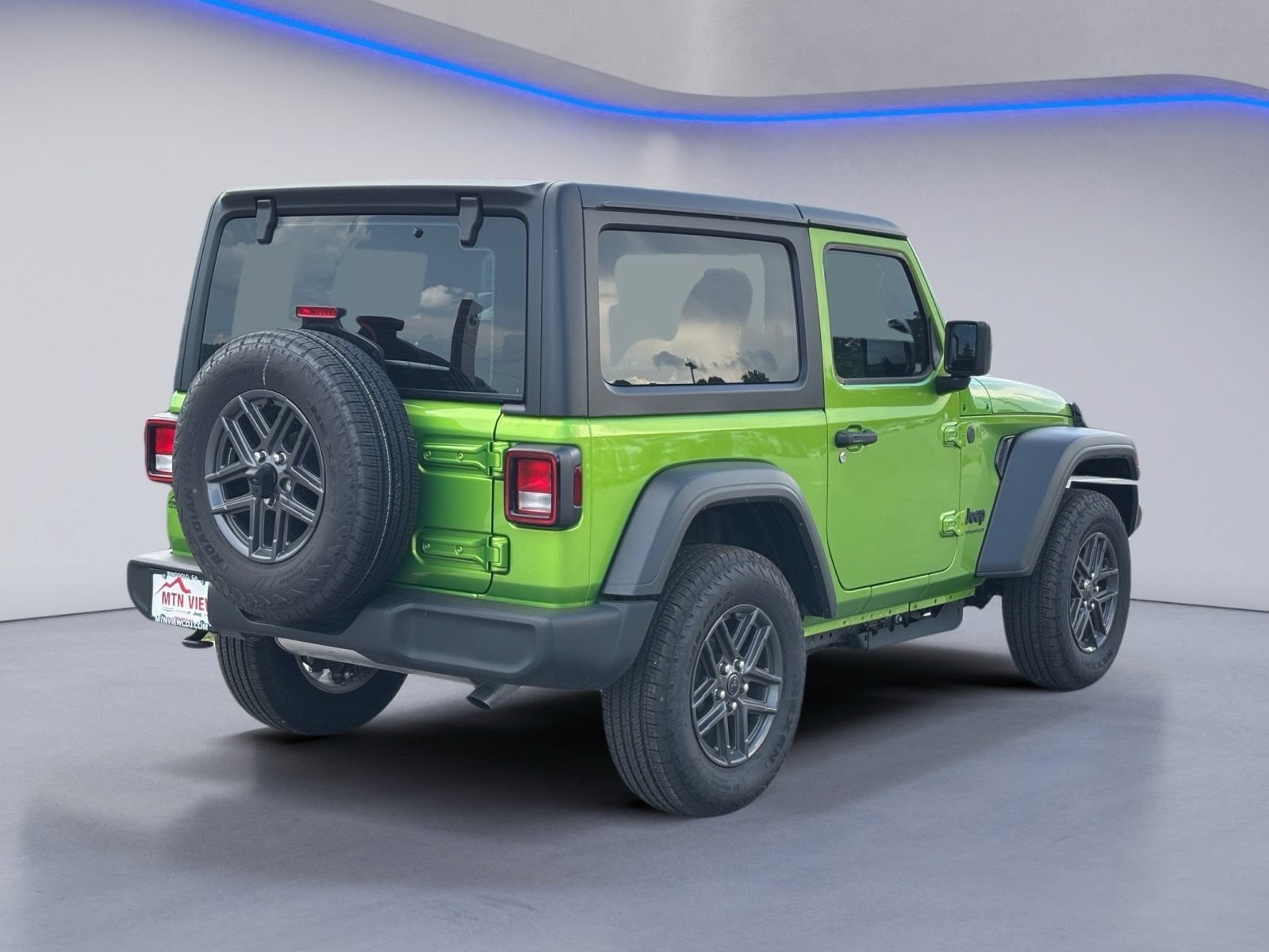 Used 2026 Jeep Wrangler Sport AWD/4WD image 3