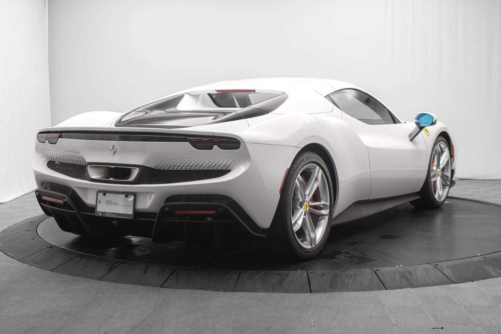 Used 2025 Ferrari 296 GTS RWD image 11