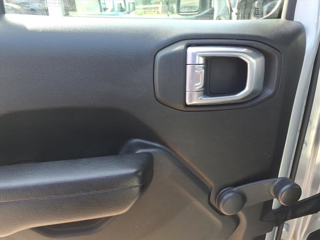 Used 2022 Jeep Wrangler Unlimited Sport AWD/4WD image 8
