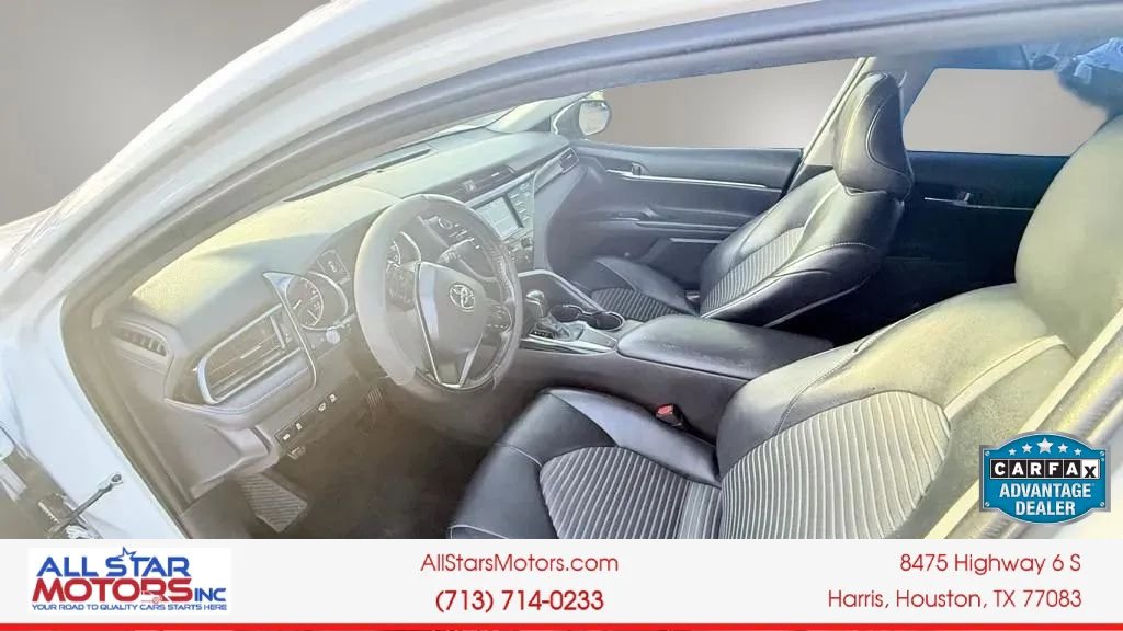 Used 2020 Toyota Camry SE w/ Carpet Mat Package FWD image 15