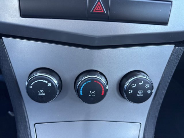 Used 2010 Chrysler Sebring Touring image 17