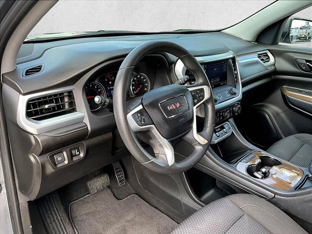 Used 2021 GMC Acadia SLE FWD image 14
