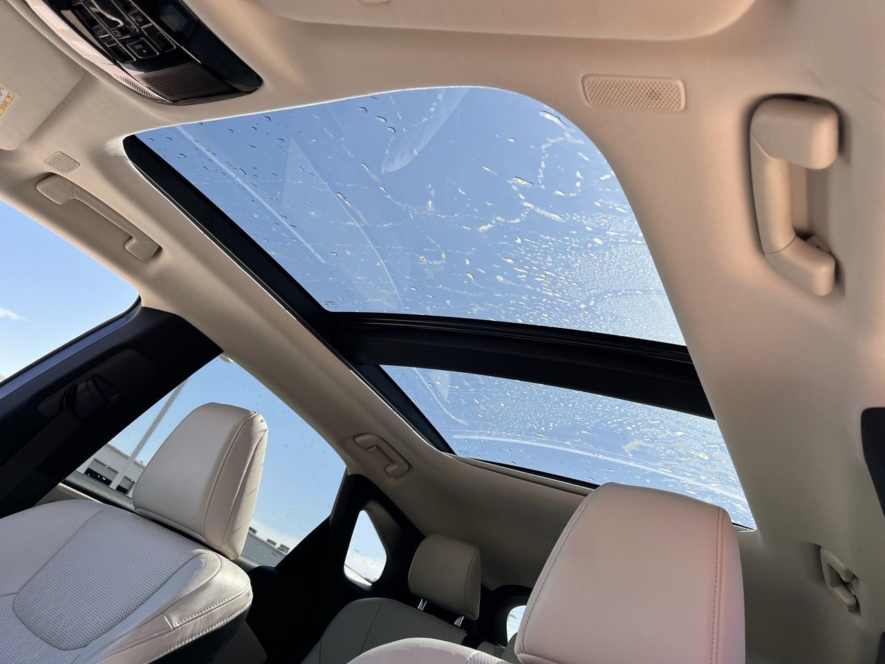 Used 2023 Lexus RX 350 w/ Accessory Package (2T) image 22