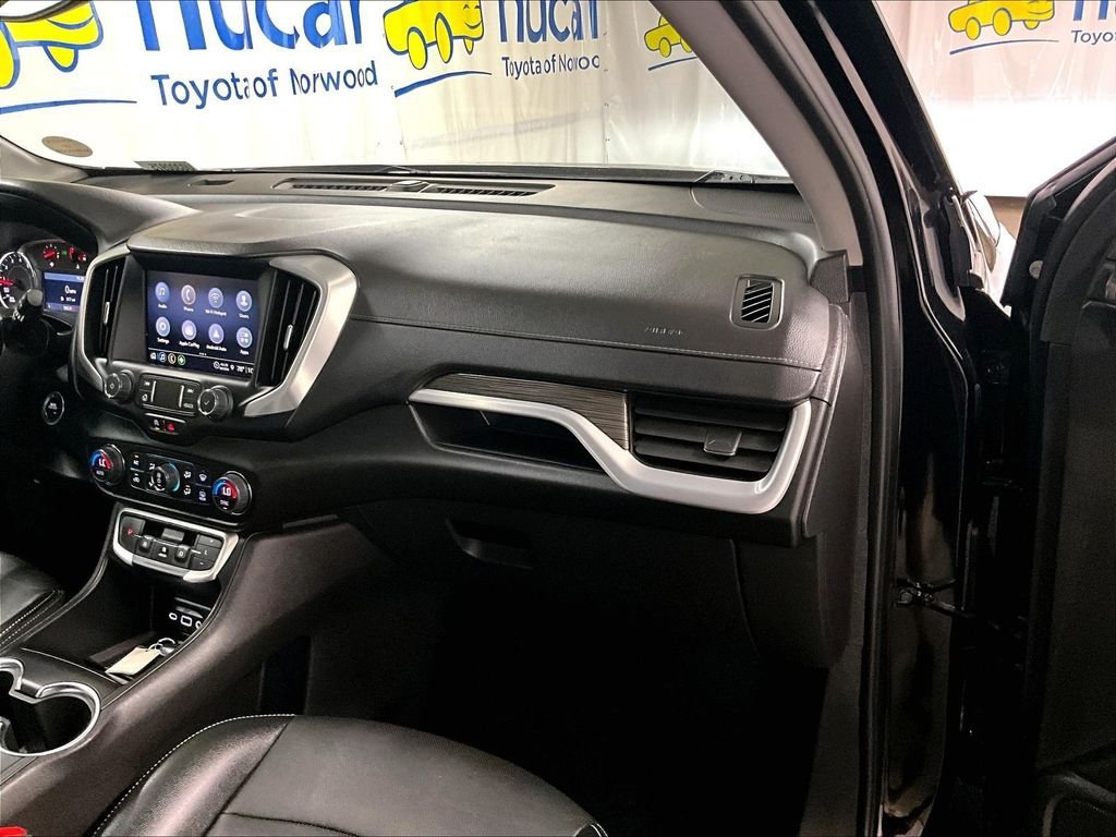 Used 2024 GMC Terrain SLT AWD/4WD image 13