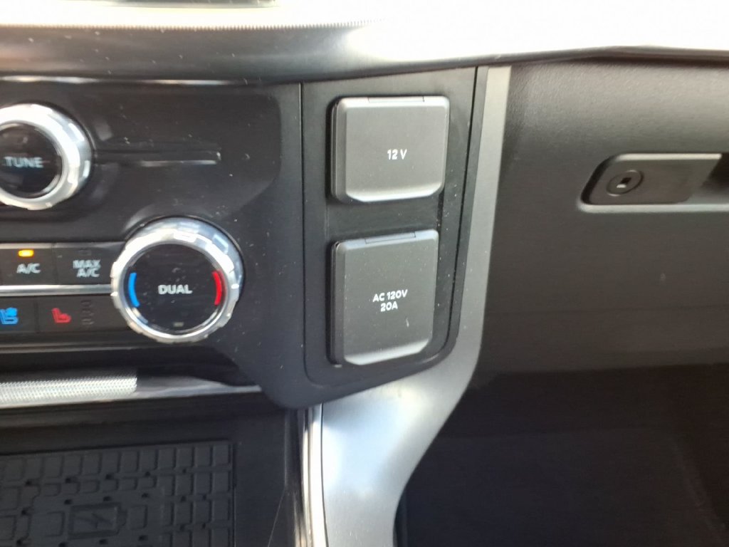 Used 2024 Ford F150 Lariat w/ Equipment Group 502A High AWD/4WD image 29