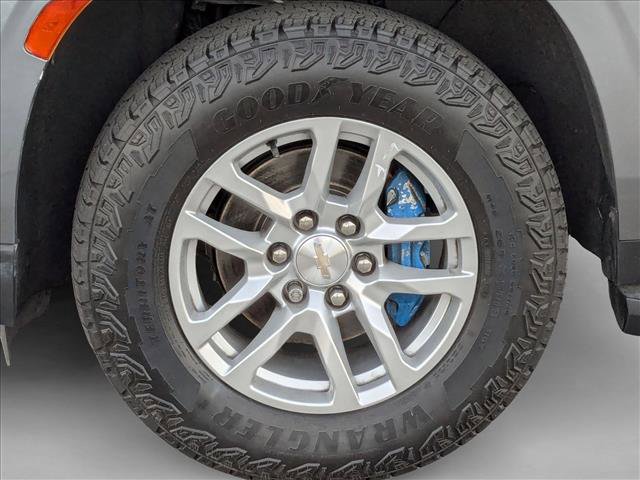 Used 2021 Chevrolet Suburban LS image 25