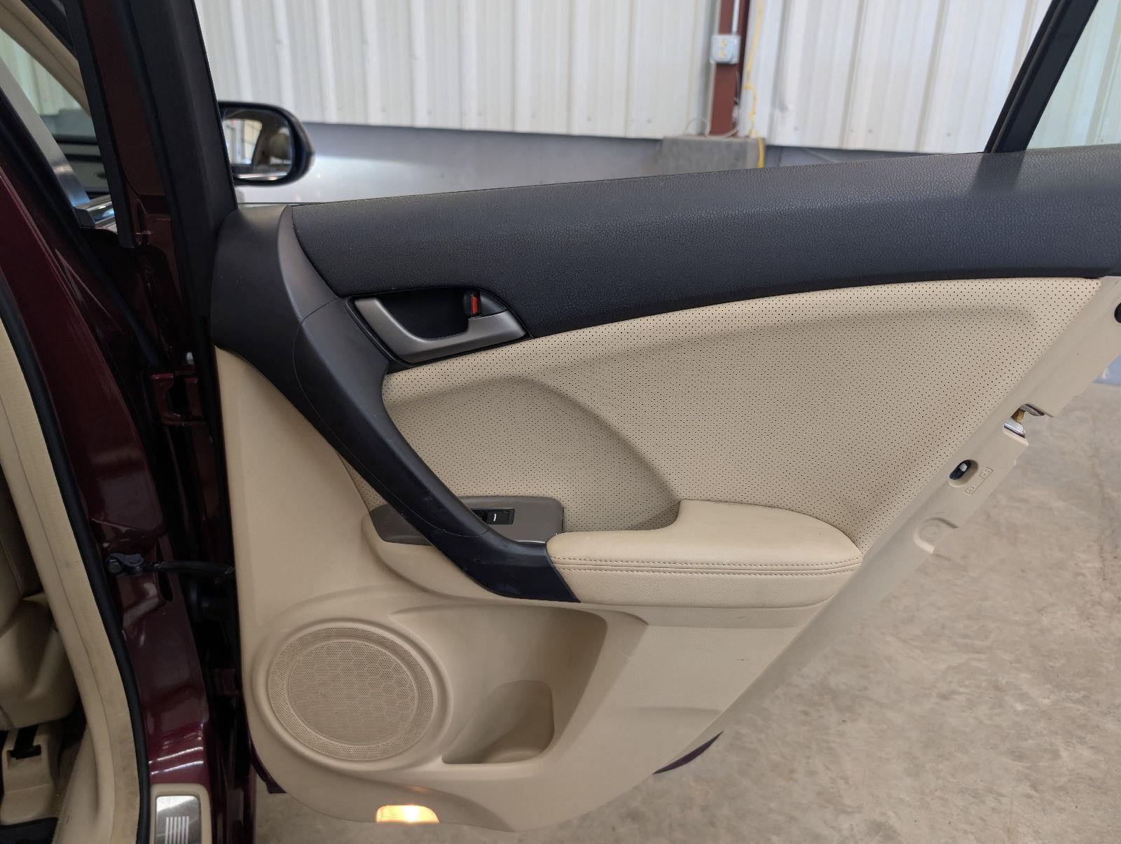 Used 2010 Acura TSX Sedan FWD image 33