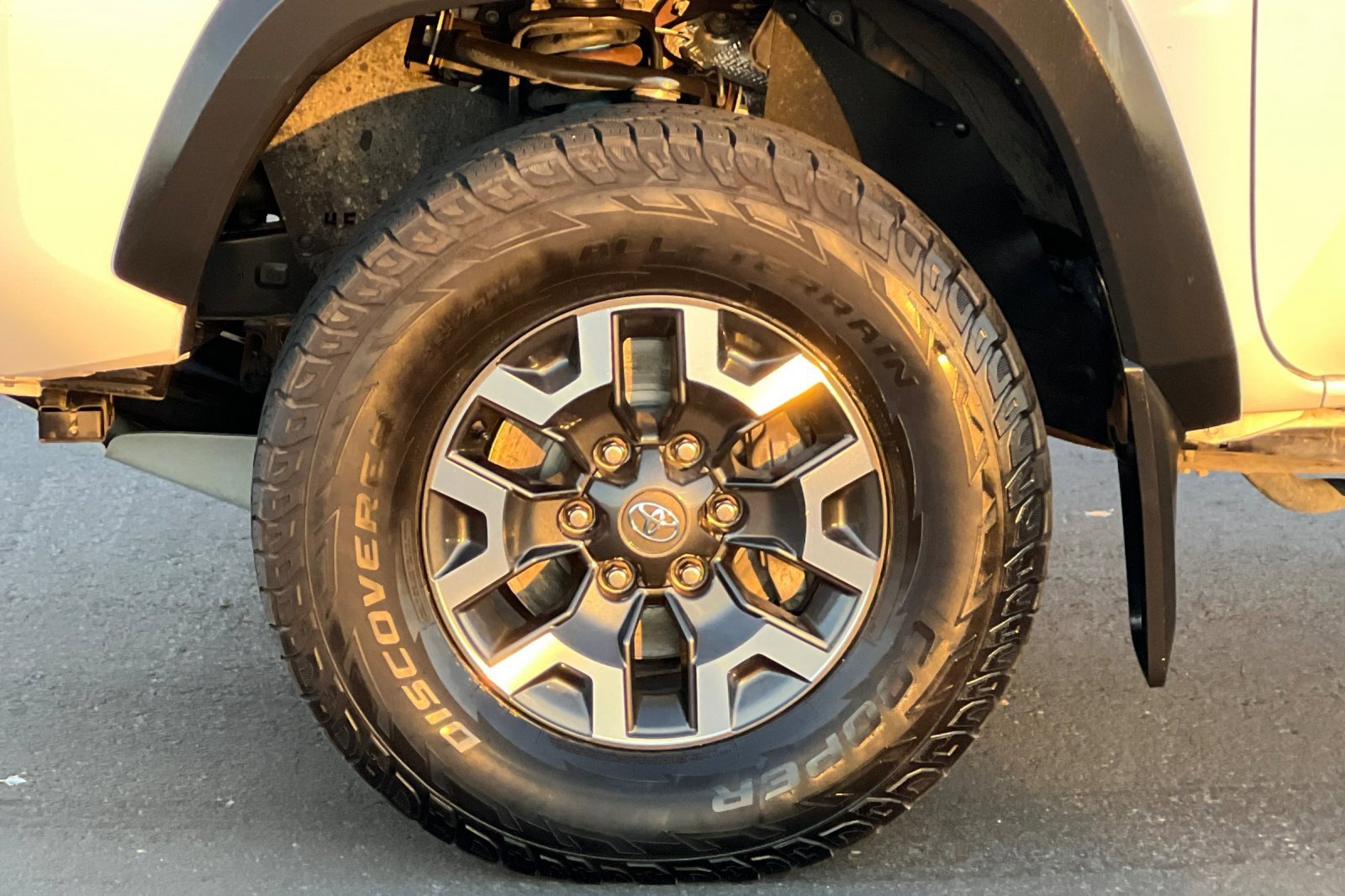 Used 2021 Toyota Tacoma TRD Off-Road image 27