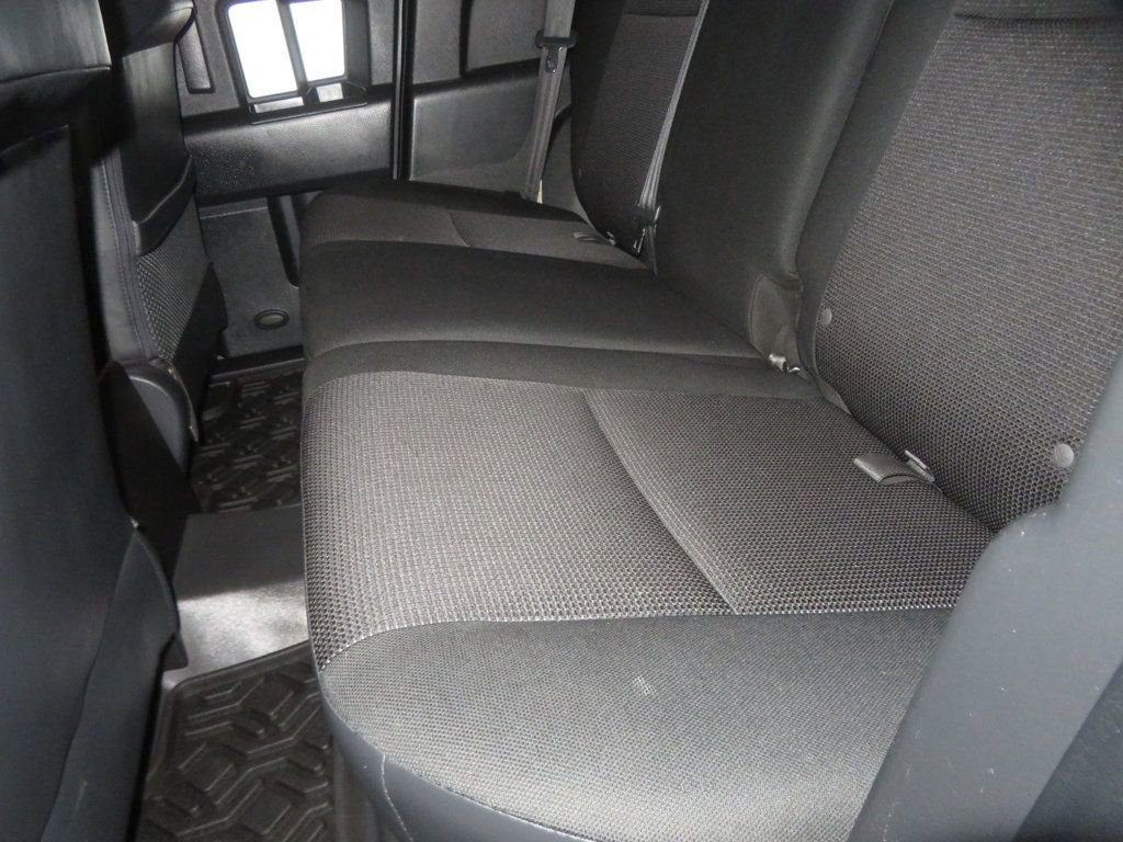 Used 2007 Toyota FJ Cruiser 4WD image 23
