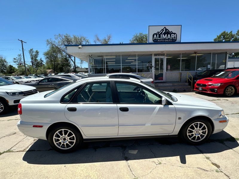 Used 2004 Volvo S40 FWD image 8