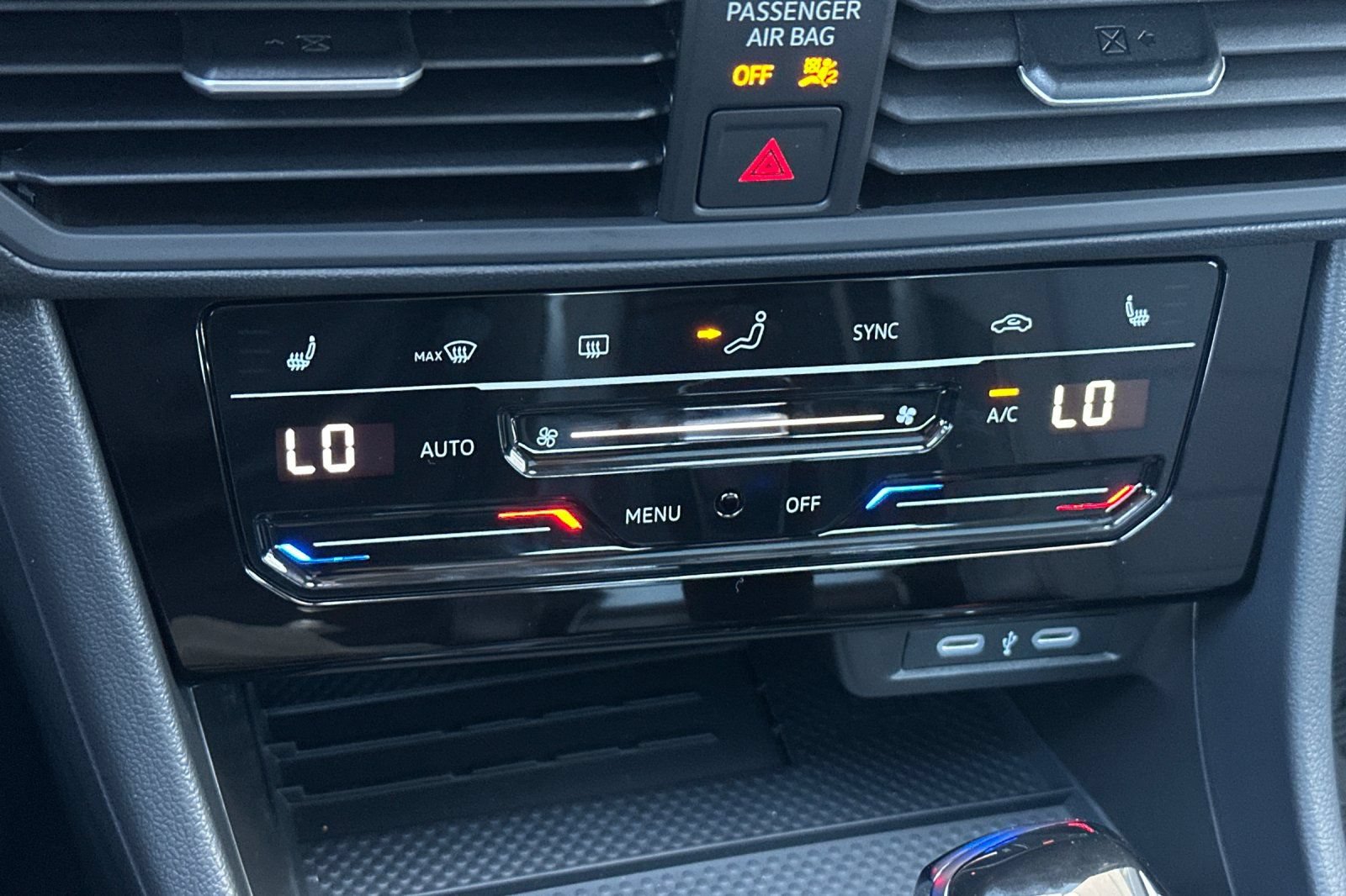 New 2026 Volkswagen Jetta SE FWD image 17