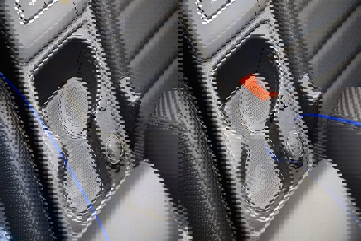 Used 2024 Volkswagen Golf R image 32