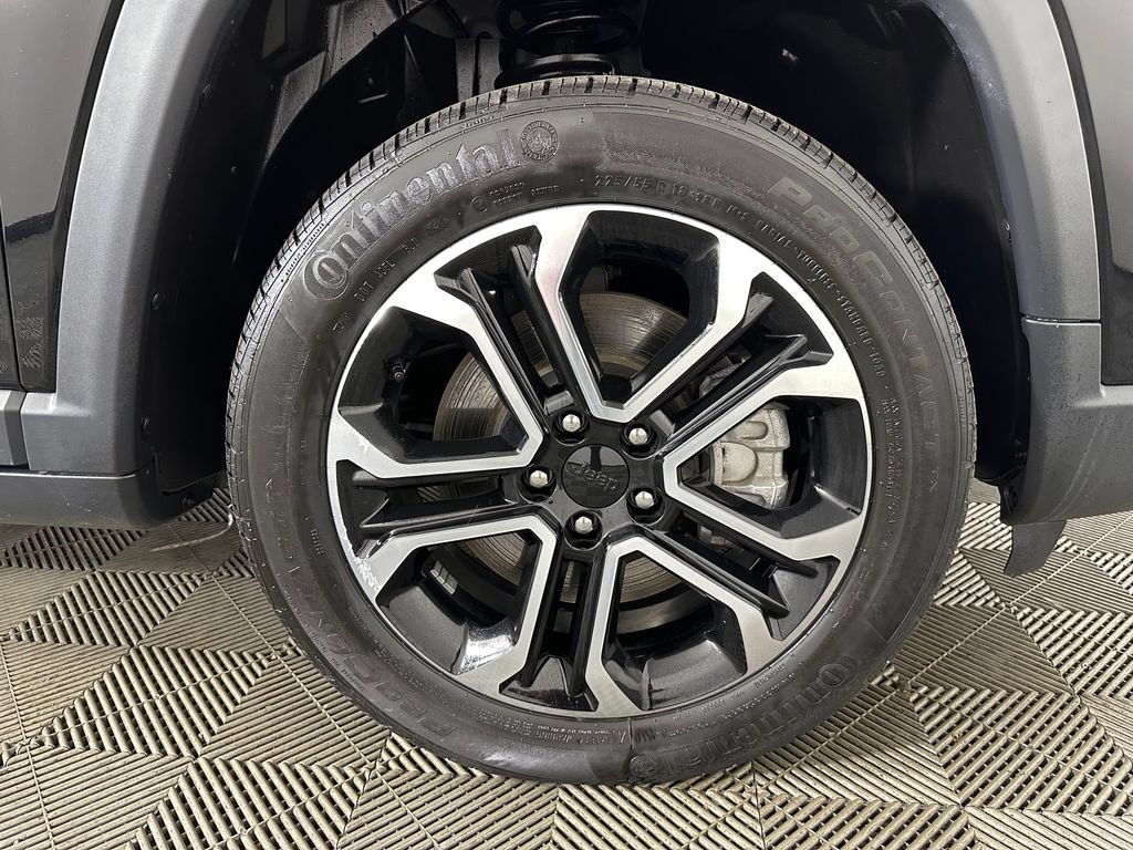Used 2023 Jeep Compass Limited AWD/4WD image 30