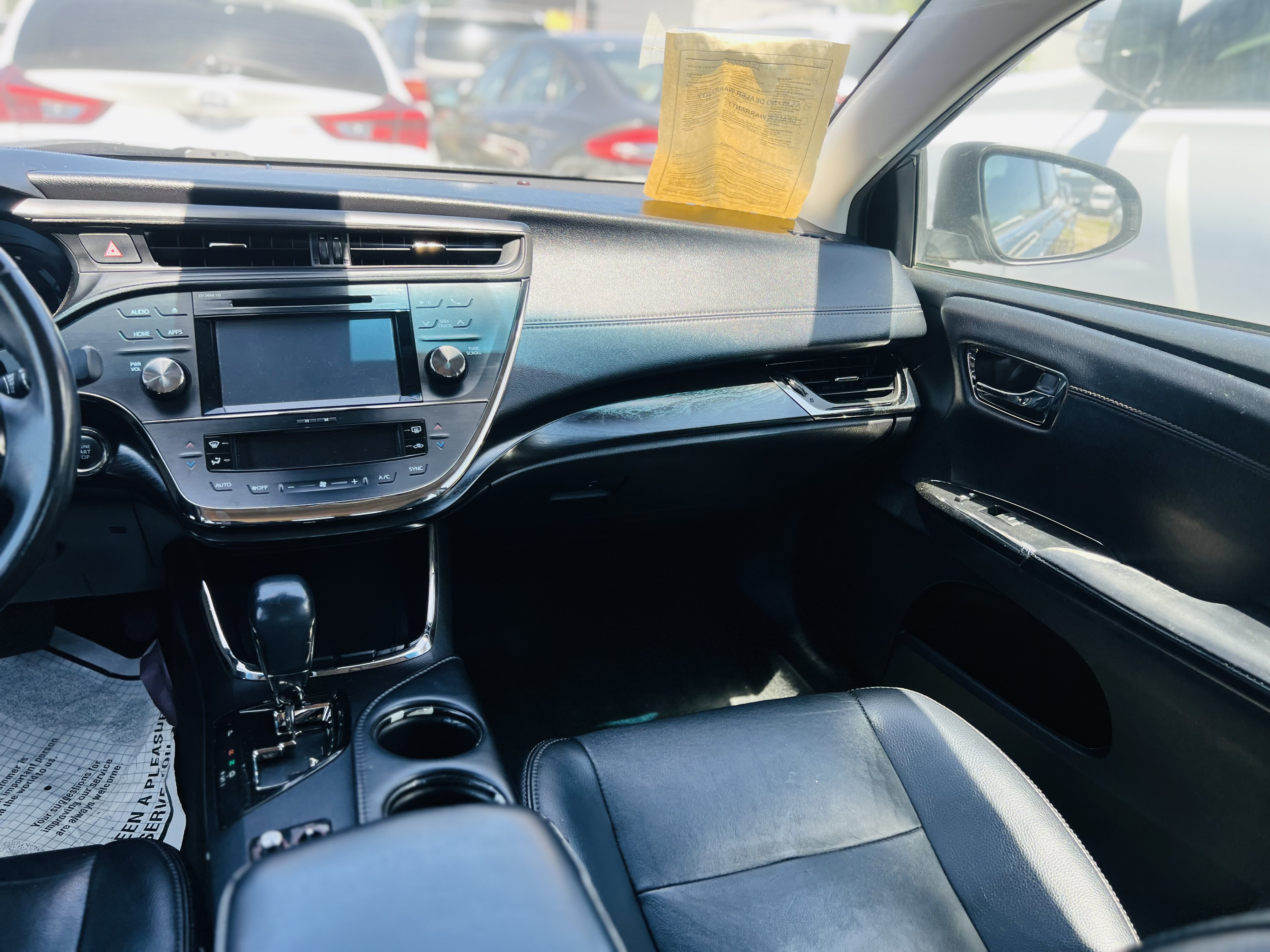 Used 2018 Toyota Avalon XLE FWD image 13