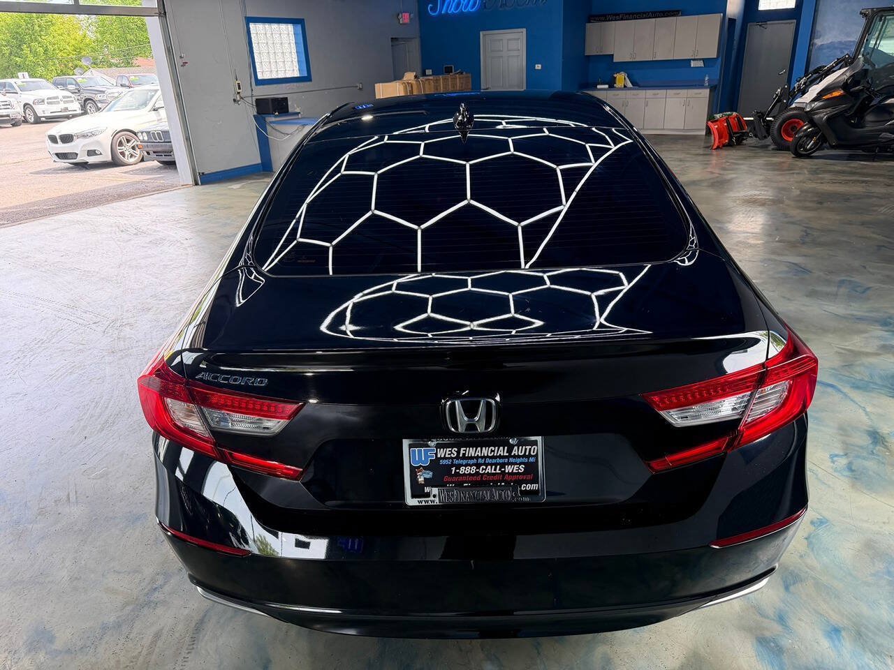 Used 2019 Honda Accord EX image 12