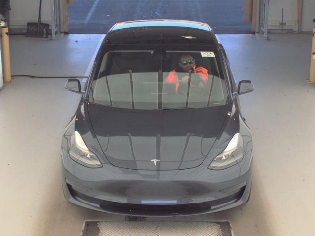 Used 2021 Tesla Model 3 Long Range image 2
