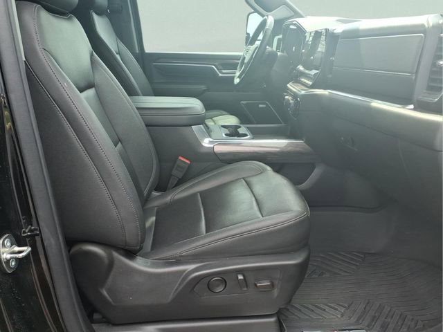 Used 2024 Chevrolet Silverado 3500 LTZ w/ LTZ Premium Package AWD/4WD image 23