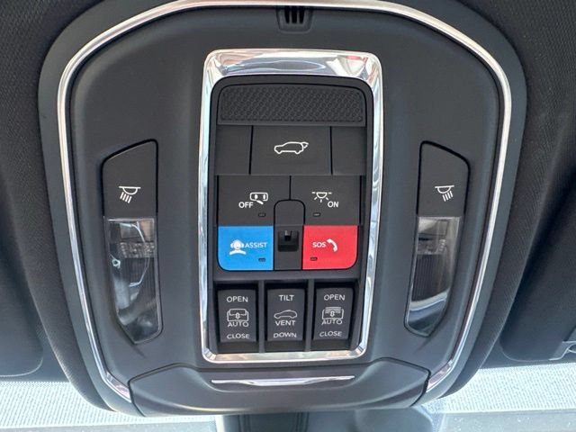 Used 2024 Jeep Grand Cherokee Limited 4xe AWD/4WD image 23