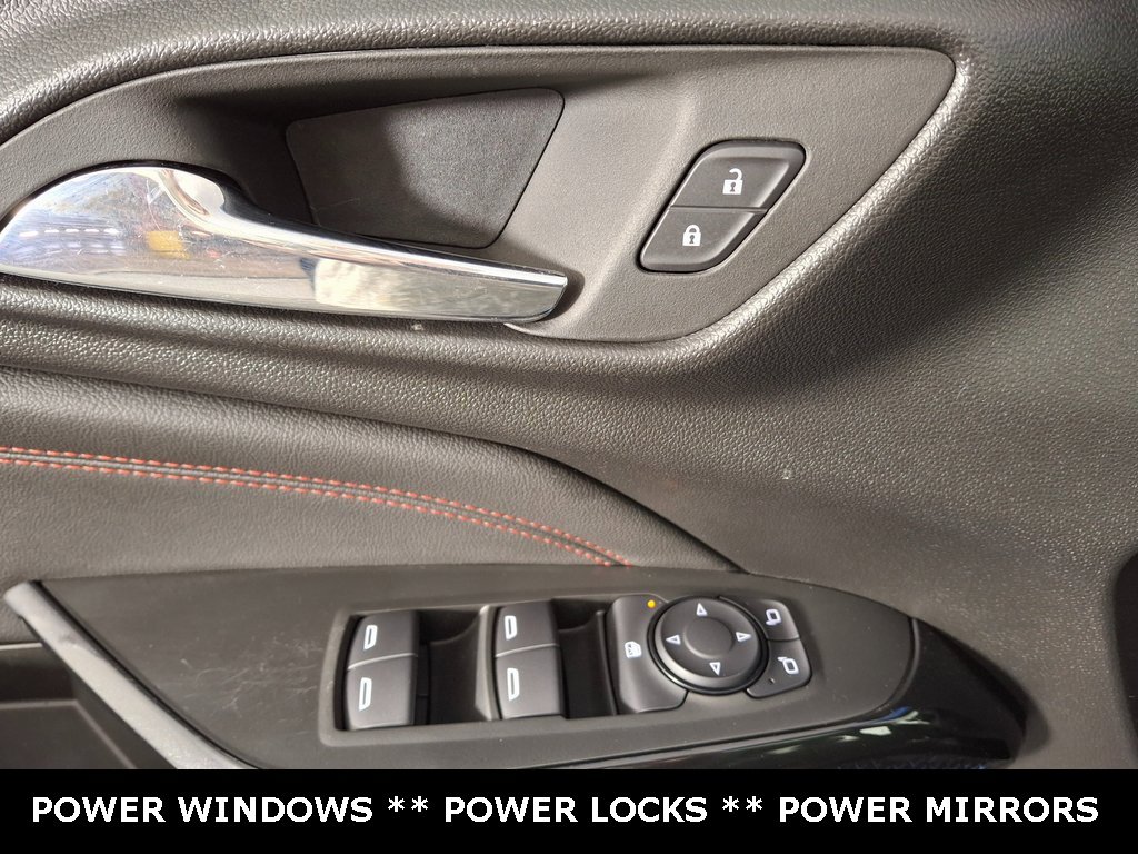 Used 2024 Chevrolet Trax RS w/ Sunroof Package image 24