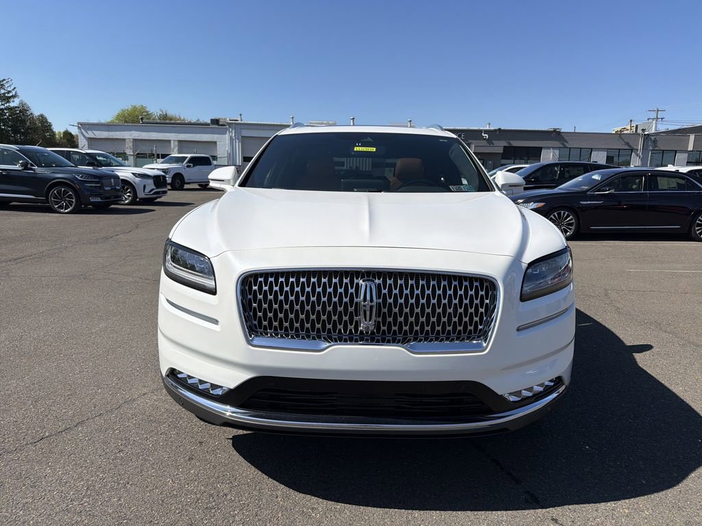 Used 2023 Lincoln Nautilus Black Label w/ Class II Trailer Tow Package AWD/4WD image 10