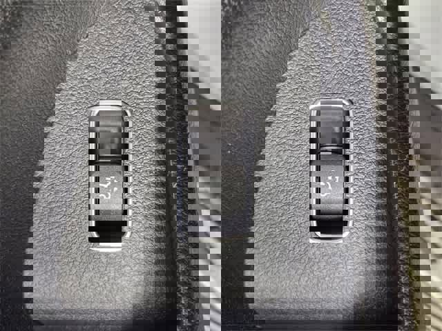 Certified 2025 Mercedes-Benz GLS 450 4MATIC image 40