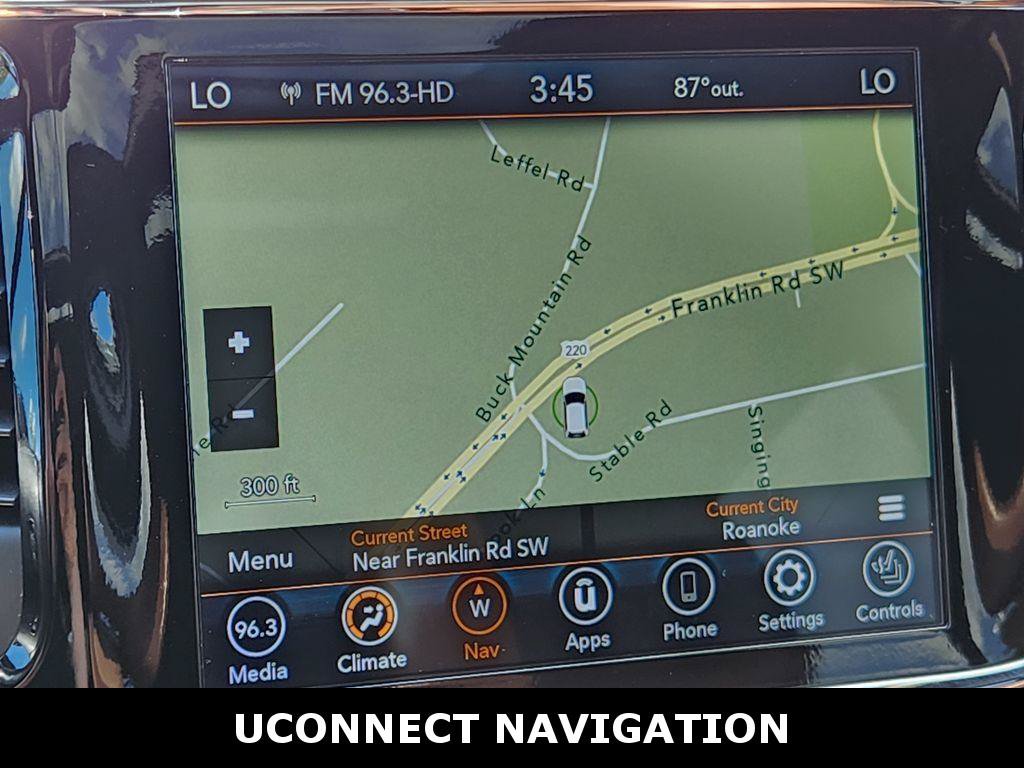 Used 2020 Jeep Grand Cherokee Overland AWD/4WD image 21