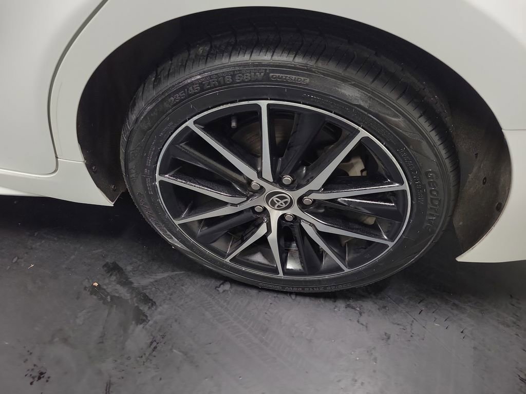 Used 2023 Toyota Camry SE image 10