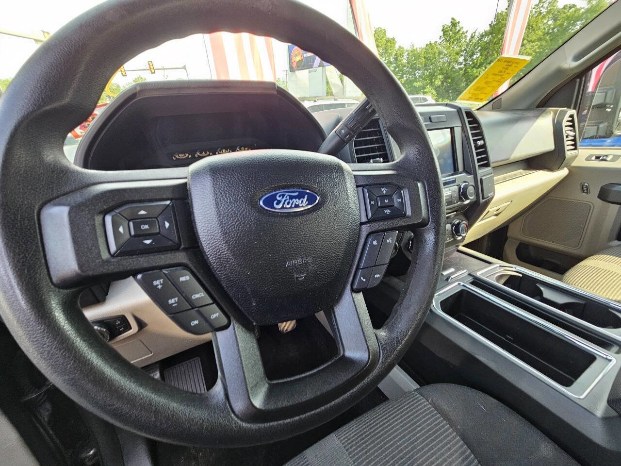 Used 2017 Ford F150 XL w/ Equipment Group 101A Mid AWD/4WD image 2