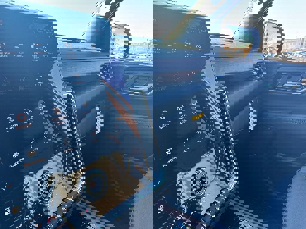 New 2026 GMC Yukon XL Denali w/ LPO, Floor Liner Package image 19