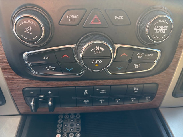 Used 2014 RAM 2500 Laramie w/ Convenience Group AWD/4WD image 35